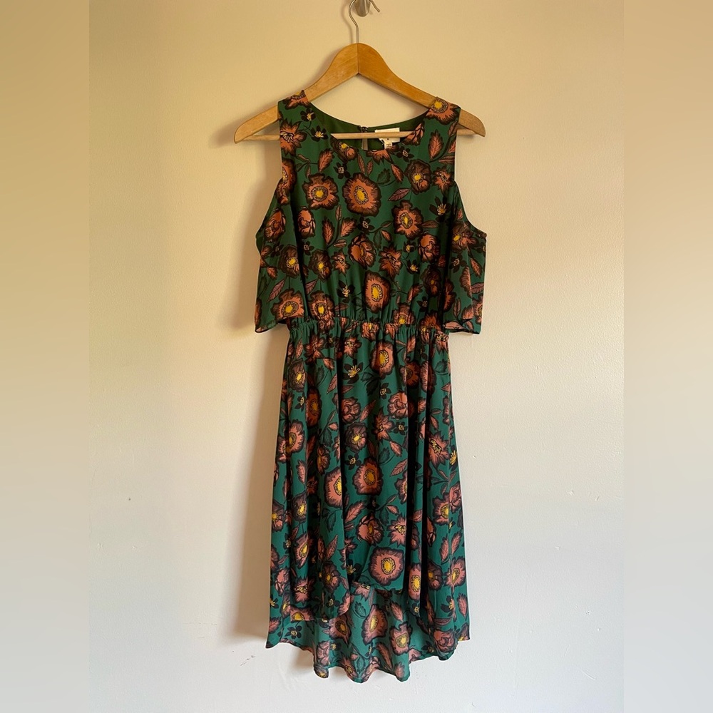 Everly Open Shoulder Floral Dress